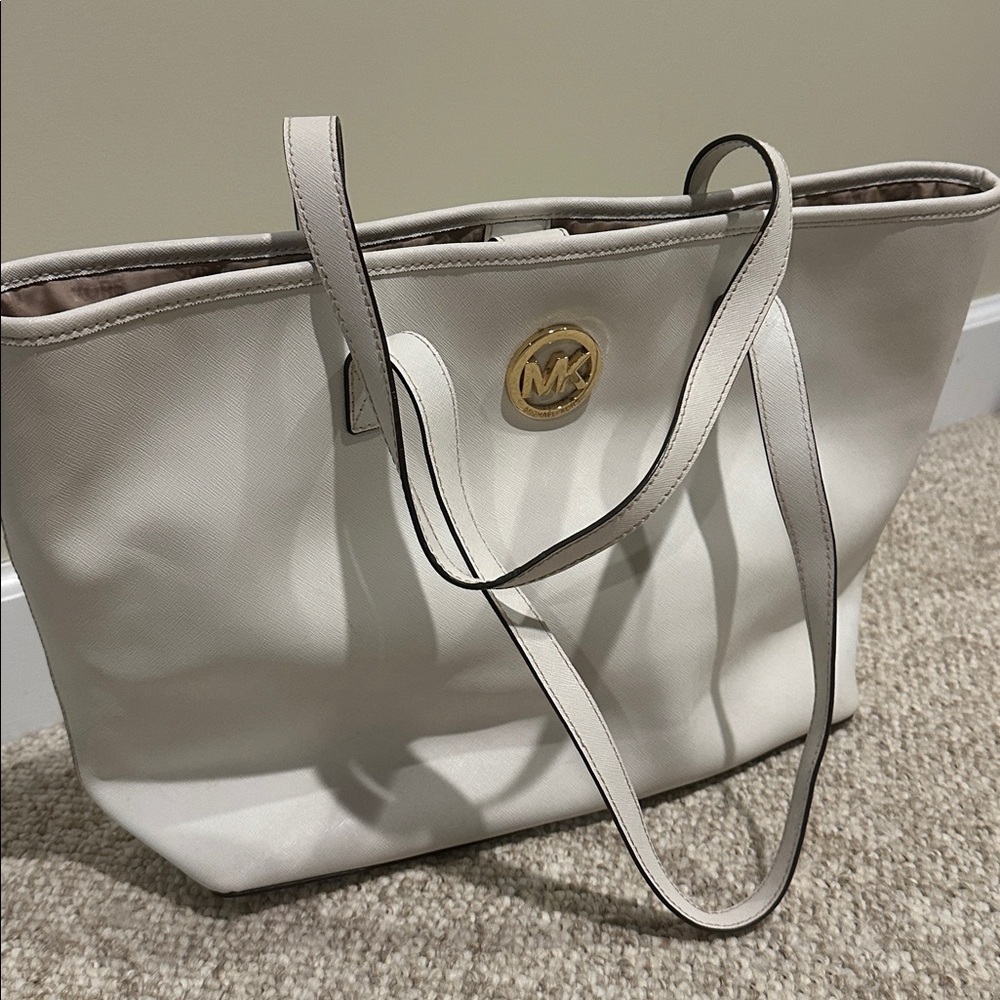 Michael Kors Cream Tote with Gold Logo